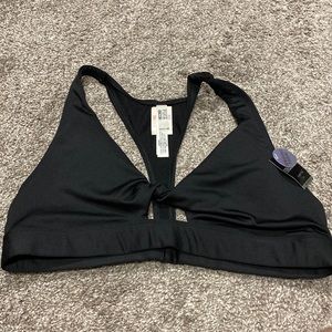 Black sports bra